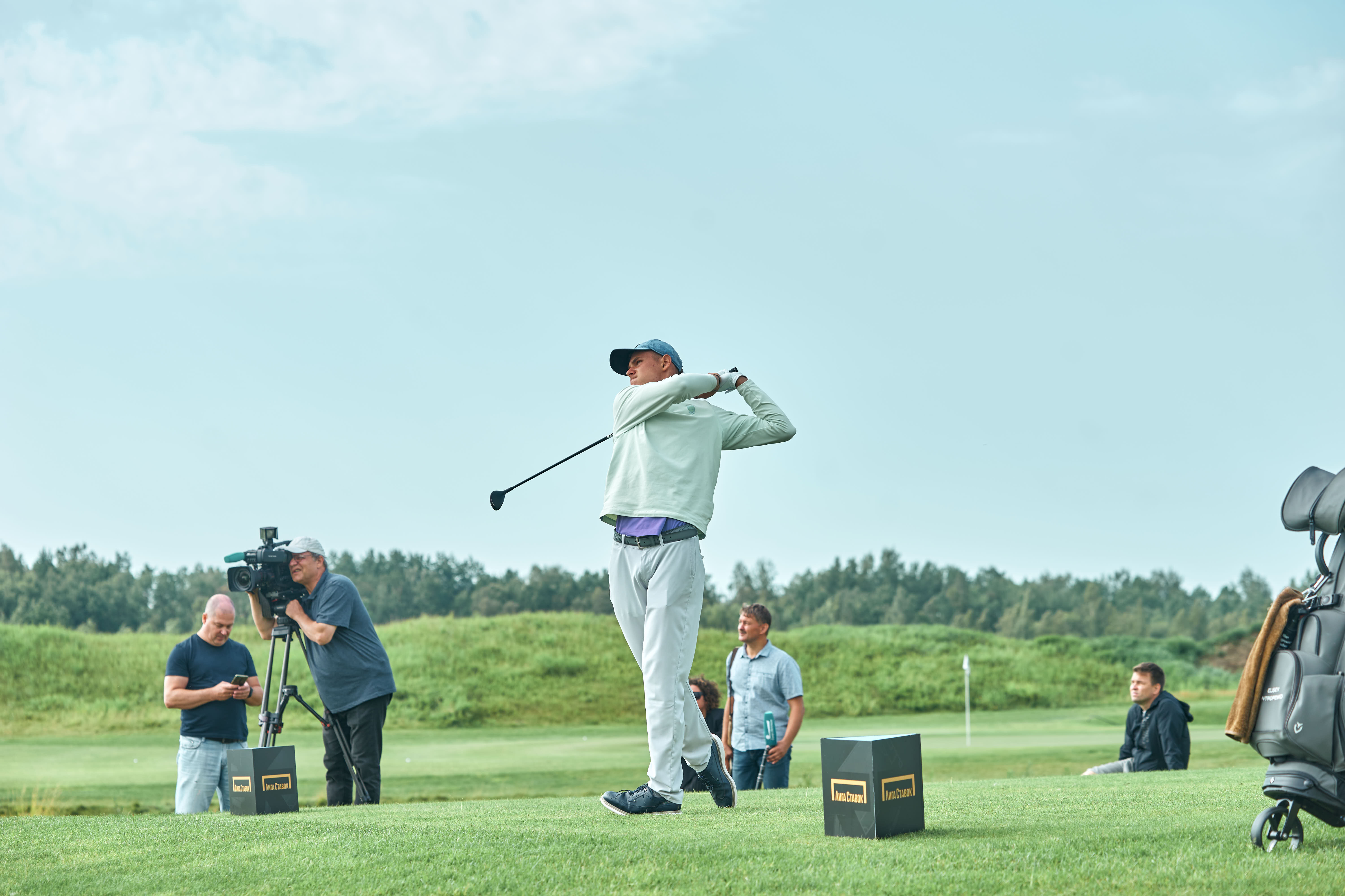 Кубок по гольфу. Турнир по гольфу. Гольф турнир. Спорт в татарстане. Гольф турнир.